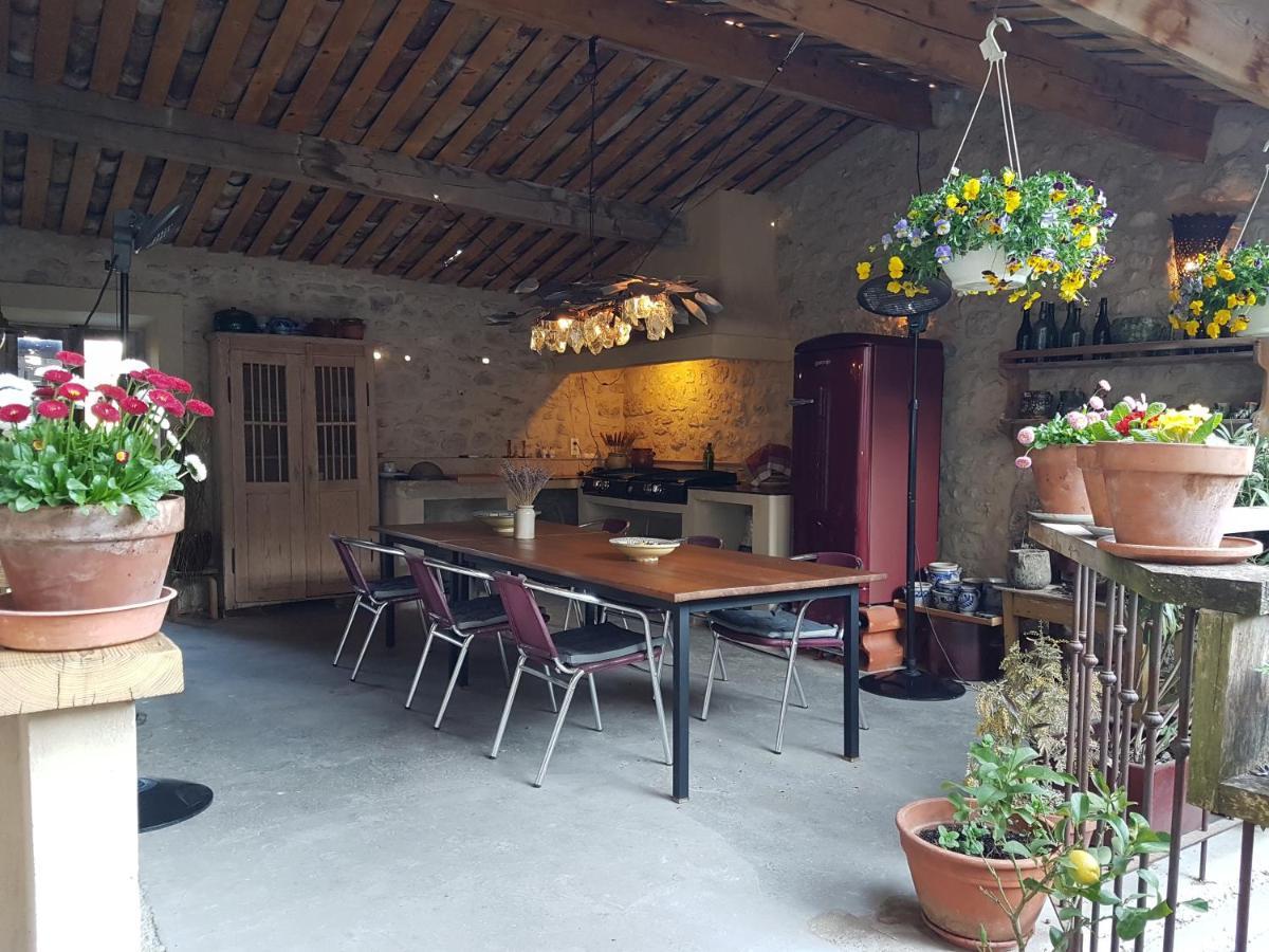 Chambre D'Hotes & Gites Vacances-En-Luberon Reillanne Esterno foto